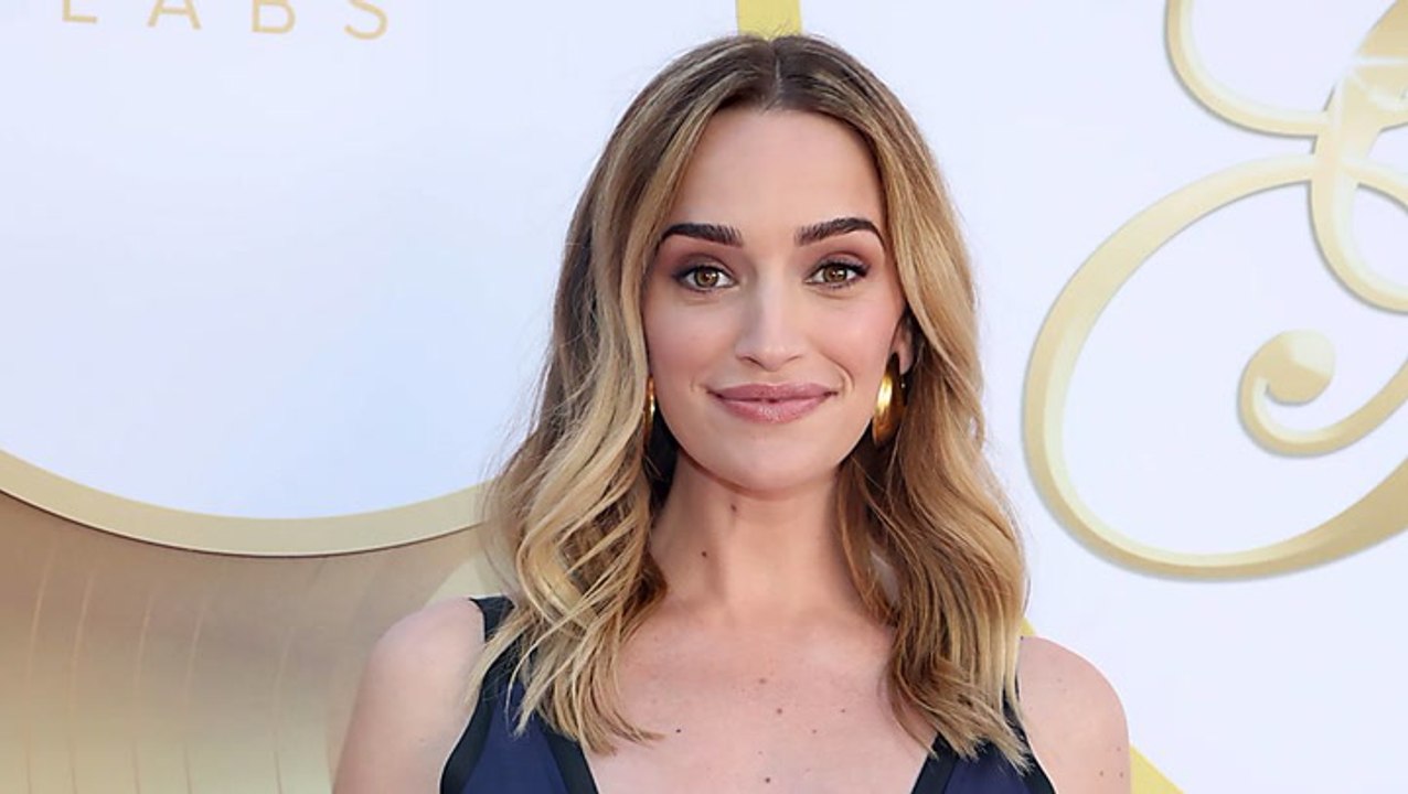 „Ginny & Georgia“-Star Brianne Howey ist Mutter geworden