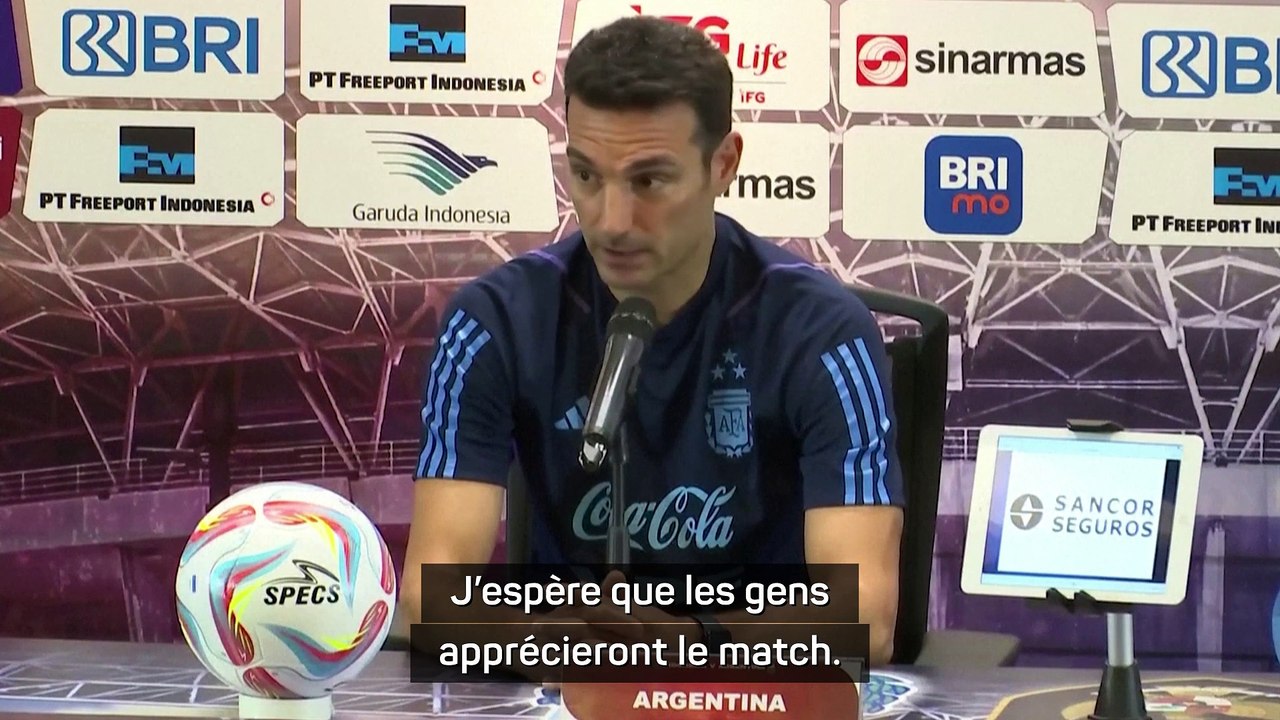 Scaloni : "Je ne veux même pas penser au jour où Messi arrêtera de jouer"