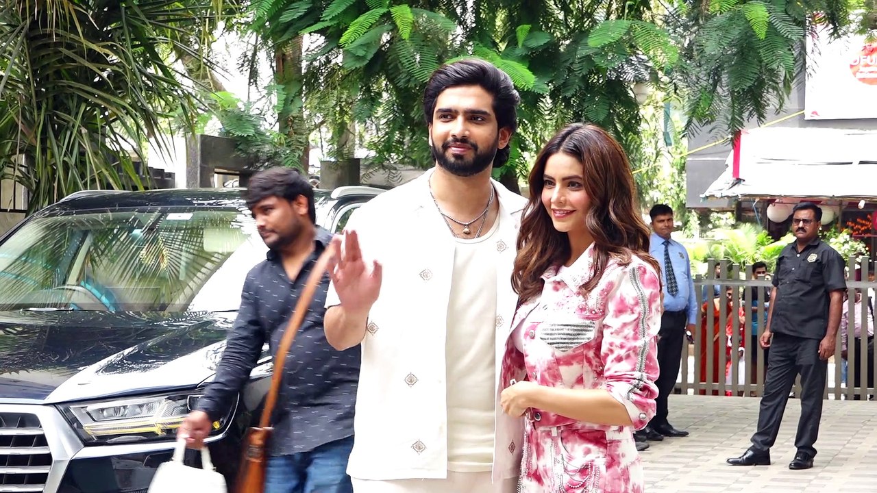 Amaal Malik and Aamna Sharif New Song Mohabbat Promotion