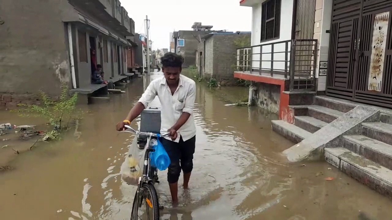 राजस्थान में बिपरजॉय का कहर, कॉलोनियां में भरा पानी, जहरीले जंतुओं के साथ जागकर लोगों ने गुजारी रात