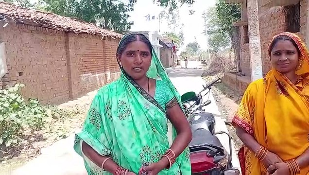 विधायक के गांव में सूख चुके हैं हैंडपंप, नाली बनाई नहीं, सड़कों पर बह रहा पानी