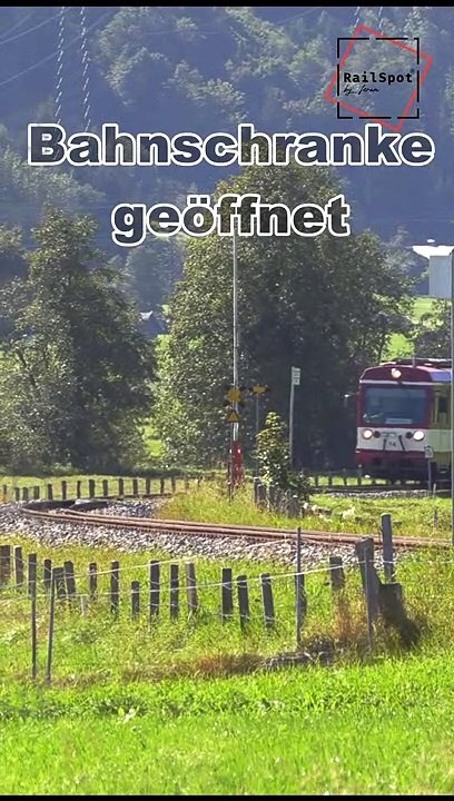 DEFEKTE BAHNSCHRANKE    -   https://youtube.com/@BY_FERAM