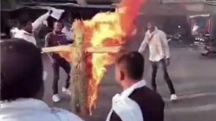 छिंदवाड़ा: युवा कांग्रेस ने फूंका मुख्यमंत्री का पुतला,जानिए वजह ?