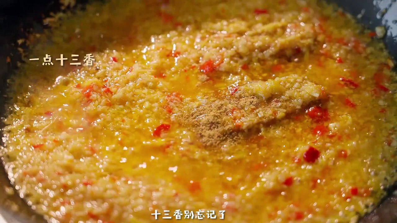 Garlic flavored Roche shrimp that is so delicious that it keeps bothering my finger