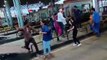 टोलकर्मियों की गुंडागर्दी : परिवार के बच्चे, बुजुर्ग और महिलाओं को दौड़ा-दौड़ाकर पीटा, देखें वीडियो