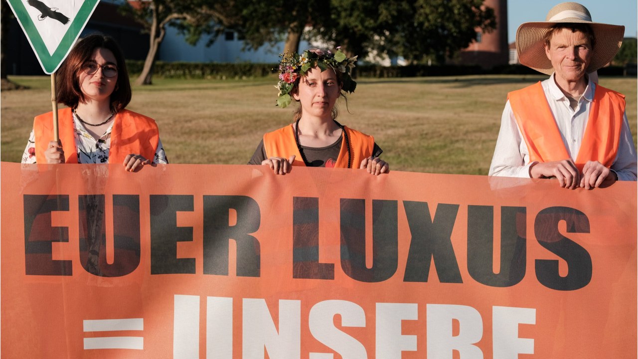 Sylt-Bewohner besprüht Aktivist der "Letzten Generation"