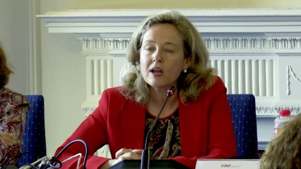 Calviño pide a la banca retribuir los depósitos: "Se debe remunerar adecuadamente a los españoles"