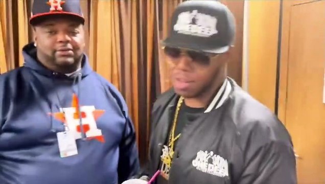 Le rappeur américain Big Pokey est décédé à l’âge de 45 ans après s’être écroulé devant les caméras et sur scène devant des centaines de spectateurs lors d’un concert donné dans la ville de Beaumont au Texas - Vidéo