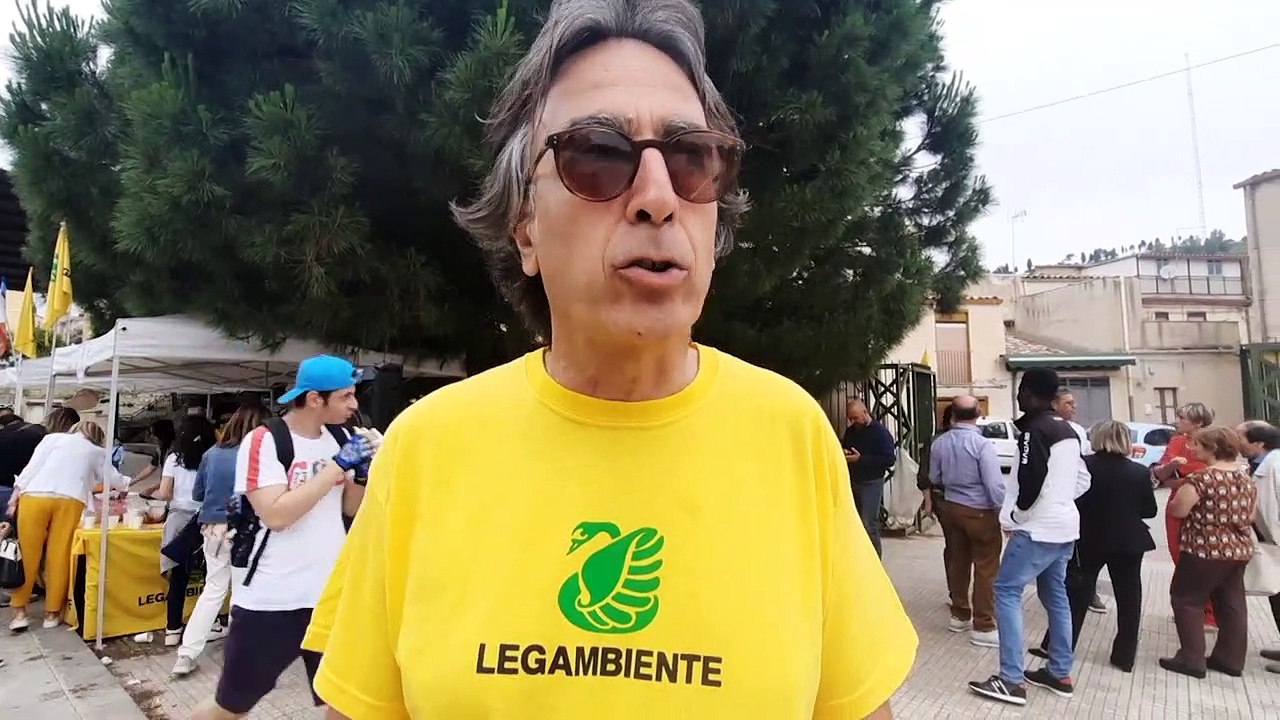 A Caltanissetta Legambiente in collaborazione con il comune inaugura il primo orto urbano.