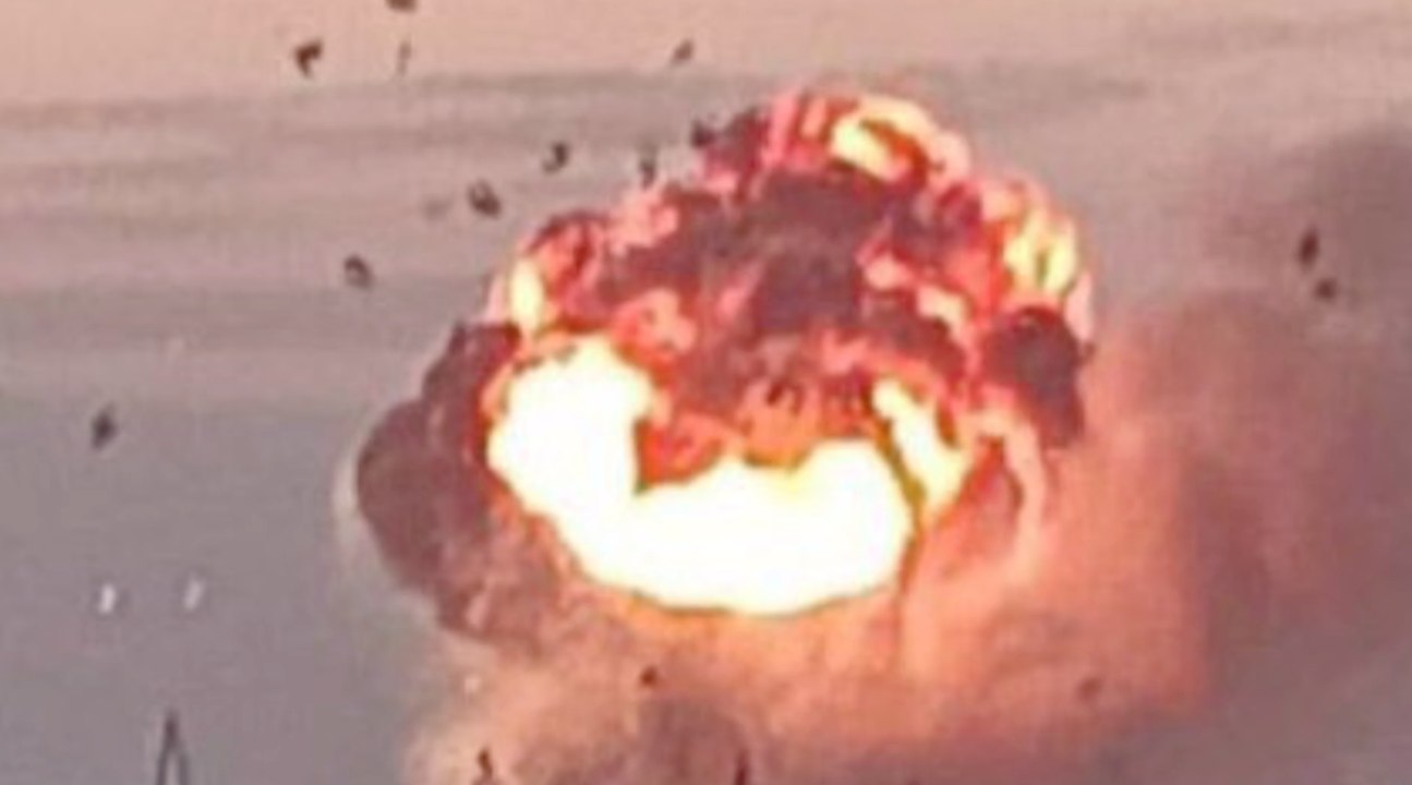 Ukraine sprengt gigantisches Russen-Munitionsdepot in die Luft