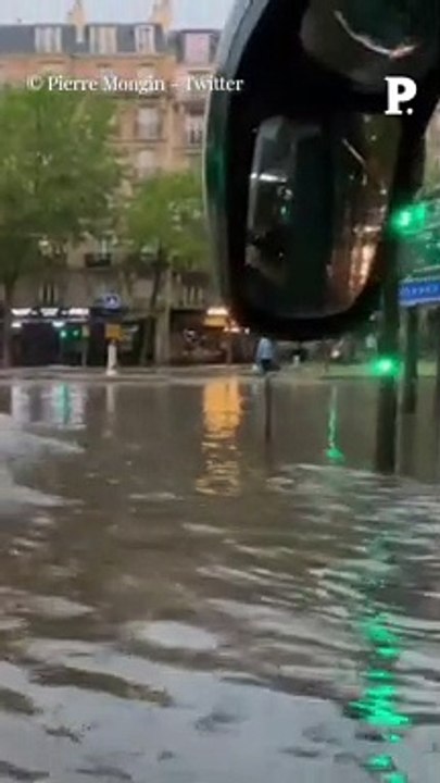 Orages : inondations, rafales de vents et pluies diluviennes