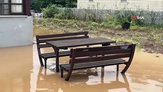 Des pluies torrentielles ont provoqué des inondations : des maisons ont été inondées