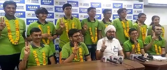 SURAT VIDEO/ जेईई एडवांस्ड में चमके सूरत के विद्यार्थी