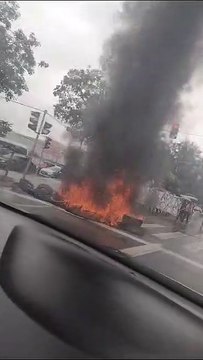 Funcionários do Veredas fazem novo protesto para cobrar salários atrasados