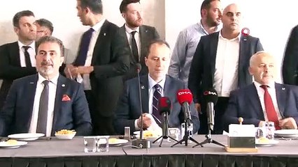 Fatih Erbakan: "CHP'nin ne yaparsa yapsın yüzde 25'i geçemeyeceği ortaya çıktı"