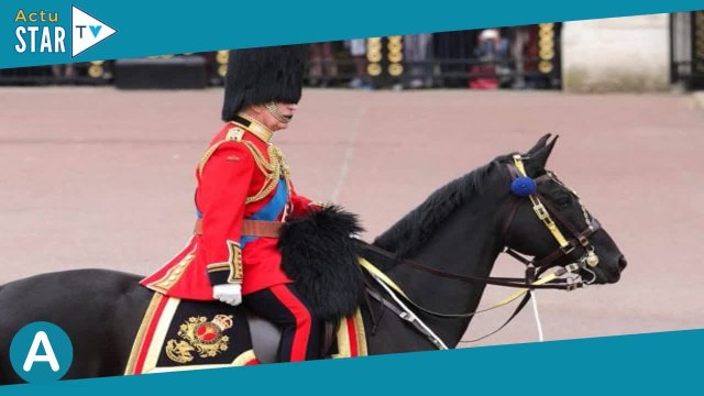 Prince William : ces somptueux clichés inédits avec ses trois enfants aux looks assortis dévoilé pou