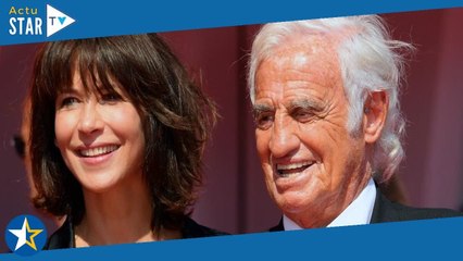 "On faisait des concours..." : les précieux souvenirs de Sophie Marceau avec Jean-Paul Belmondo