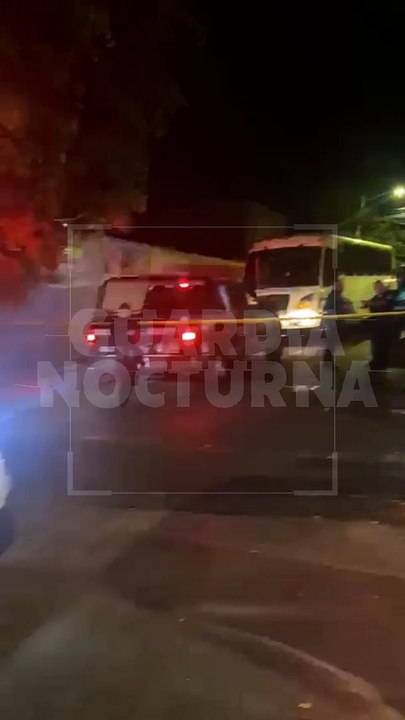 #Preliminar Con un impacto de bala en una mano, fue como terminó un hombre tras resistirse a un asalto en la colonia Lomas de Oblatos; en Guadalajara #GuardiaNocturna