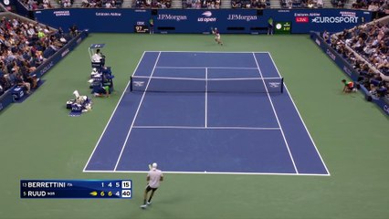 Le splendide coup droit de Ruud pour revenir à 5-5 dans le 3e set