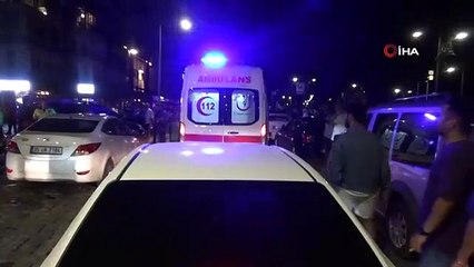 Un policier poignardé à la poitrine à Izmir, grièvement blessé