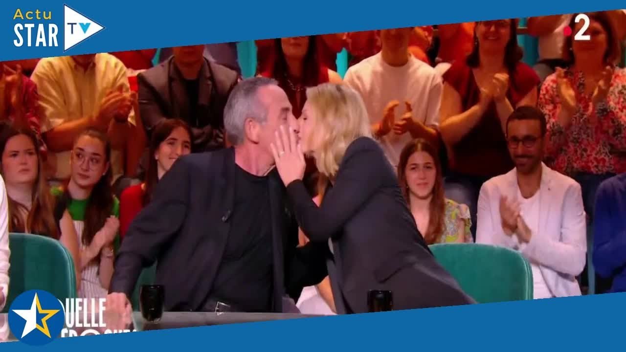 "C'est la première fois !" : Thierry Ardisson et Audrey Crespo-Mara s'embrassent devant Léa Salamé d - Vidéo Dailymotion