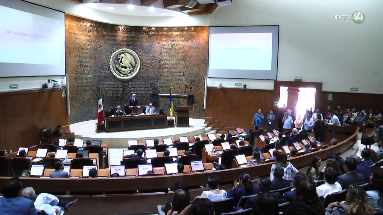 Resuelven diputados consultar reforma de paridad electoral