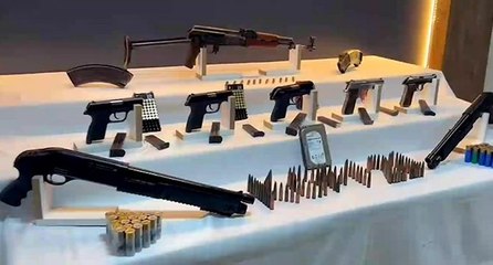Eğlence mekanında zulalanmış silahlar ele geçirildi