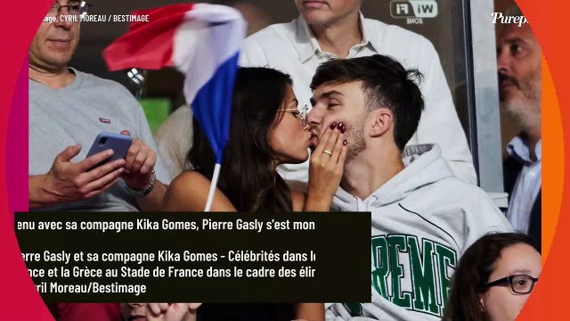 PHOTOS Pierre Gasly ne lâche plus sa bombe Kika, très affectueuse : les stars au rendez-vous pour le match des Bleus