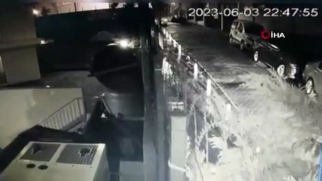 Kundakçı eski sevgili kamerada: Benzin döküp yaktı!