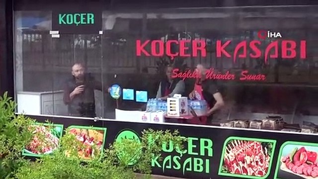 Zonguldak'ta Şiddetli Yağış Yol Kapattı ve İş Yerlerini Su Bastı