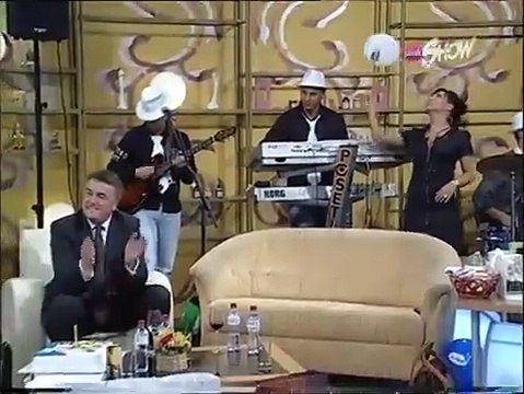 Sanja Djordjevic - Tebi i meni za prosle dane - Live - Nedeljno Popodne sa Leom Kis - (Tv Pink 2009)