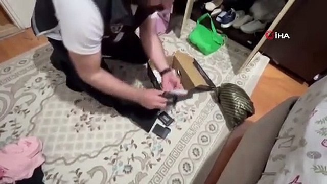 Düzenek kurup ehliyet sınavlarında kopya çeken şebekeye yönelik operasyon