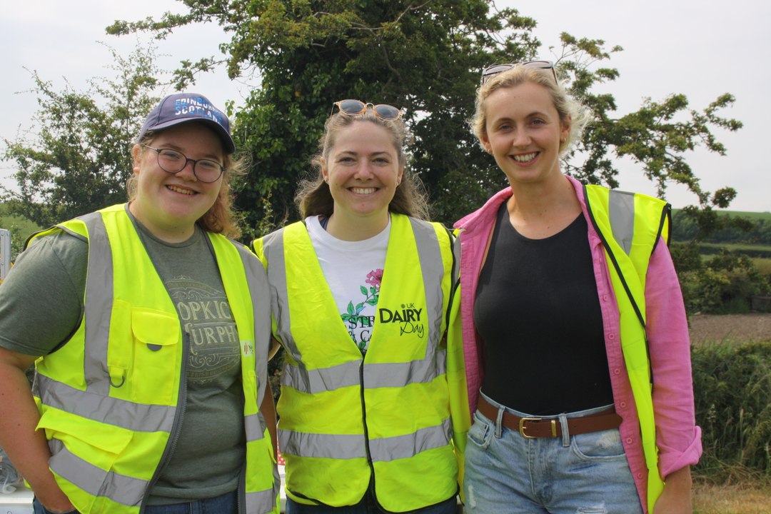 Newtownards YFC Father's Day Tractor run
