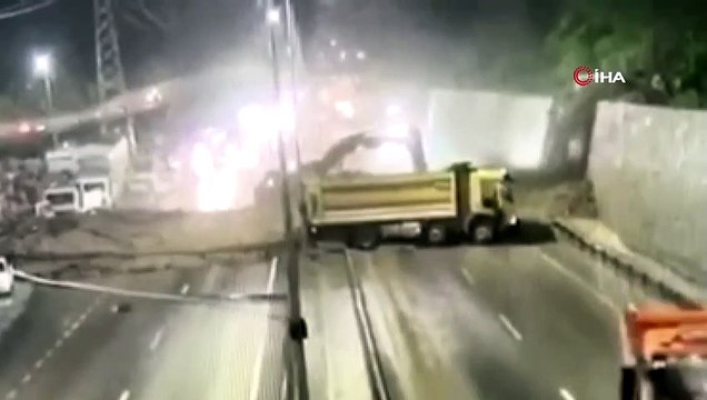 Trabzon-Gümüşhane karayolu sel suları nedeniyle trafiğe kapandı