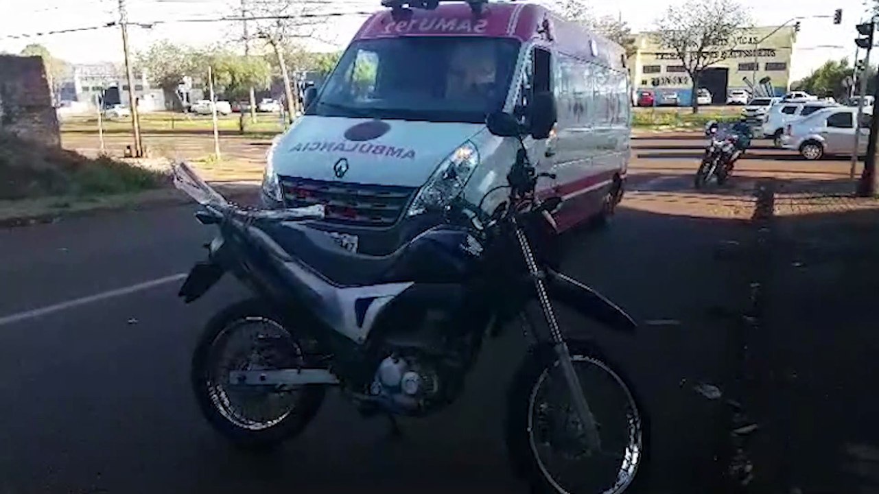 Idoso de 80 anos é atropelado por moto e várias equipes do Samu são acionadas para atendimento