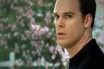 Six Feet Under S05E02 Dancing For Me