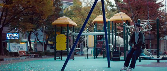 Beautiful Days Bande-annonce (EN)