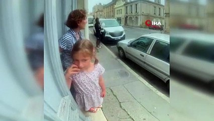 Mülteci Fransız kadını saçından sürükledi!