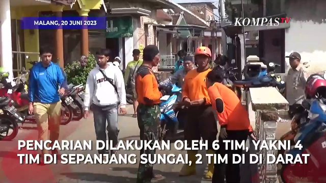 Proses Upaya Evakuasi Dua Bocah Hanyut di Sungai Brantas