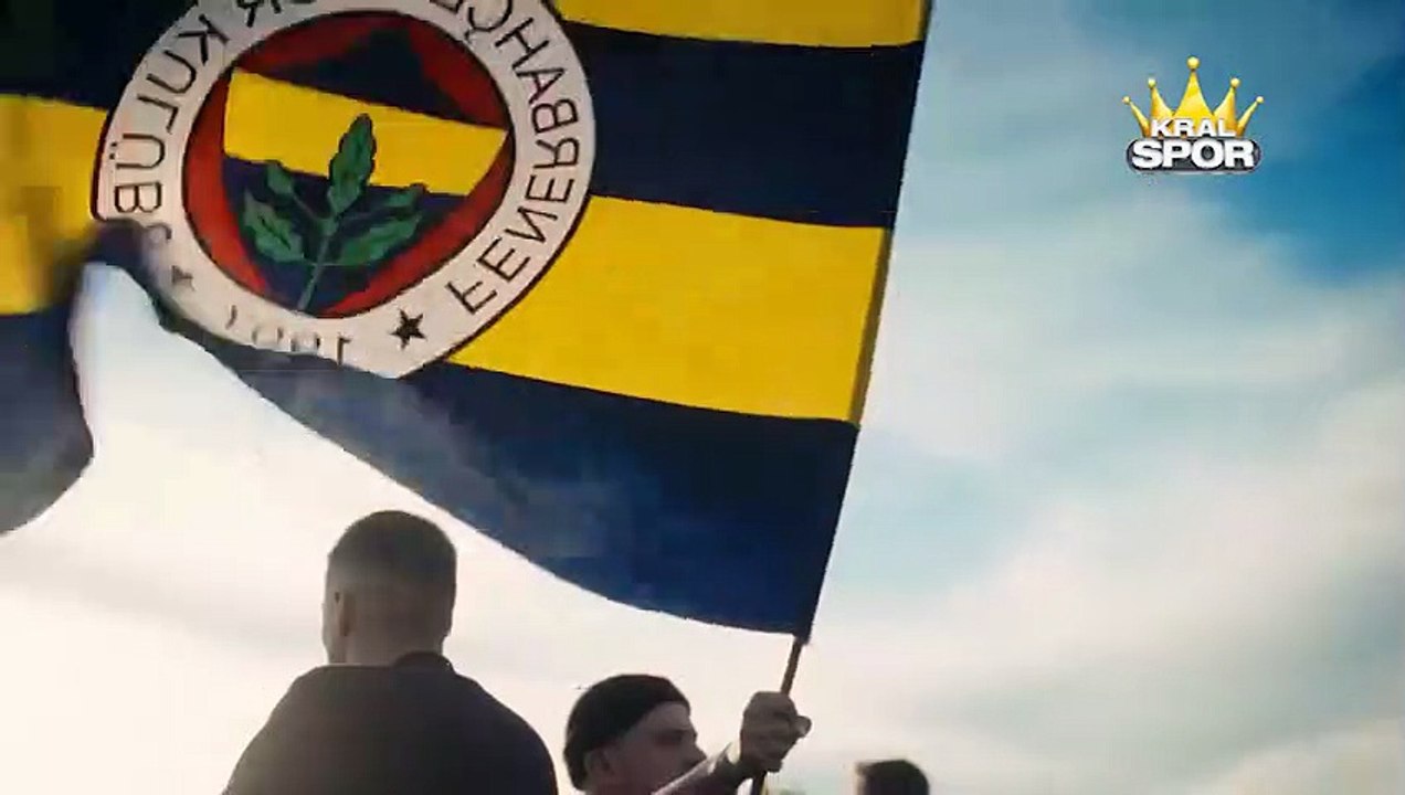 Fenerbahçe yeni sezon formalarını tanıttı