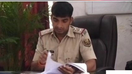 बक्सर: बैंक के ग्राहकों का रुपया झपट्टामार कर उड़ाने वाले गिरोह का सदस्य गिरफ्तार, देखिए