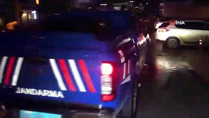 Un policier grec et son amant qui sont entrés dans une zone militaire interdite ont été acquittés