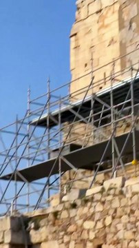 Rosalia: Στην Ακρόπολη η Ισπανίδα σταρ λίγο πριν τη μεγάλη συναυλία της στην Αθήνα