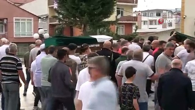 Eşi Tarafından Vahşice Katledilen 3 Çocuk Annesi Son Yolculuğuna Uğurlandı