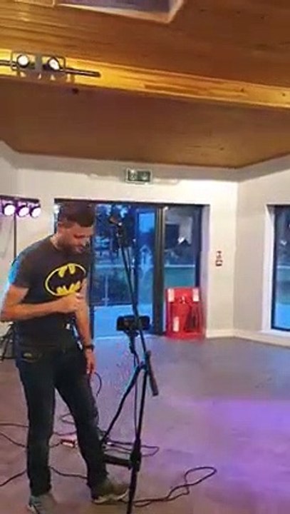 Ben Bradley MP karaoke