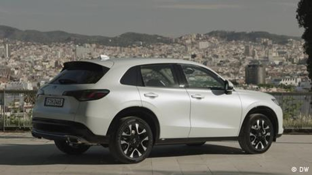 Honda ZR-V e:HEV - Crossover SUV with hybrid drive