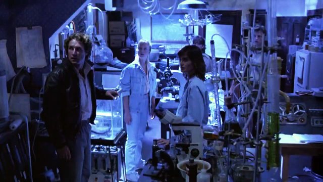 The Kindred - Mutation Génétique Bande-annonce (EN)