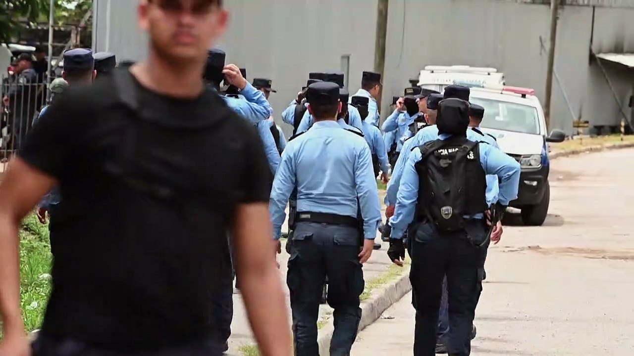 Motim em presídio feminino deixa dezenas de mortas em Honduras