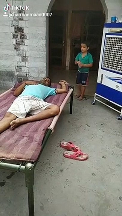 II barsa pakeba dekhi bed uthei nela II