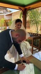 دموع وسعادة: كواليس زواج غنى غندور في قبرص